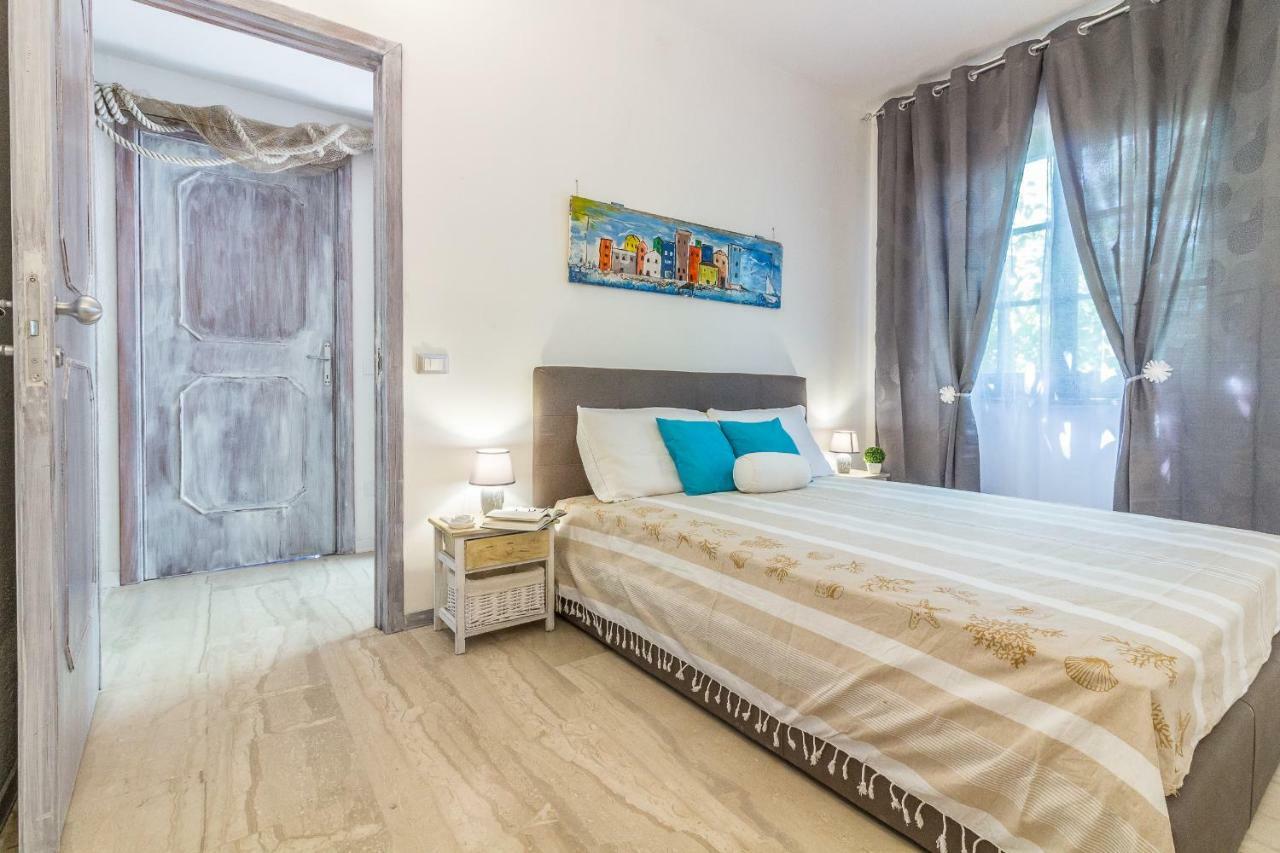 Maricciolu Suites And Apartments Ольбия Экстерьер фото
