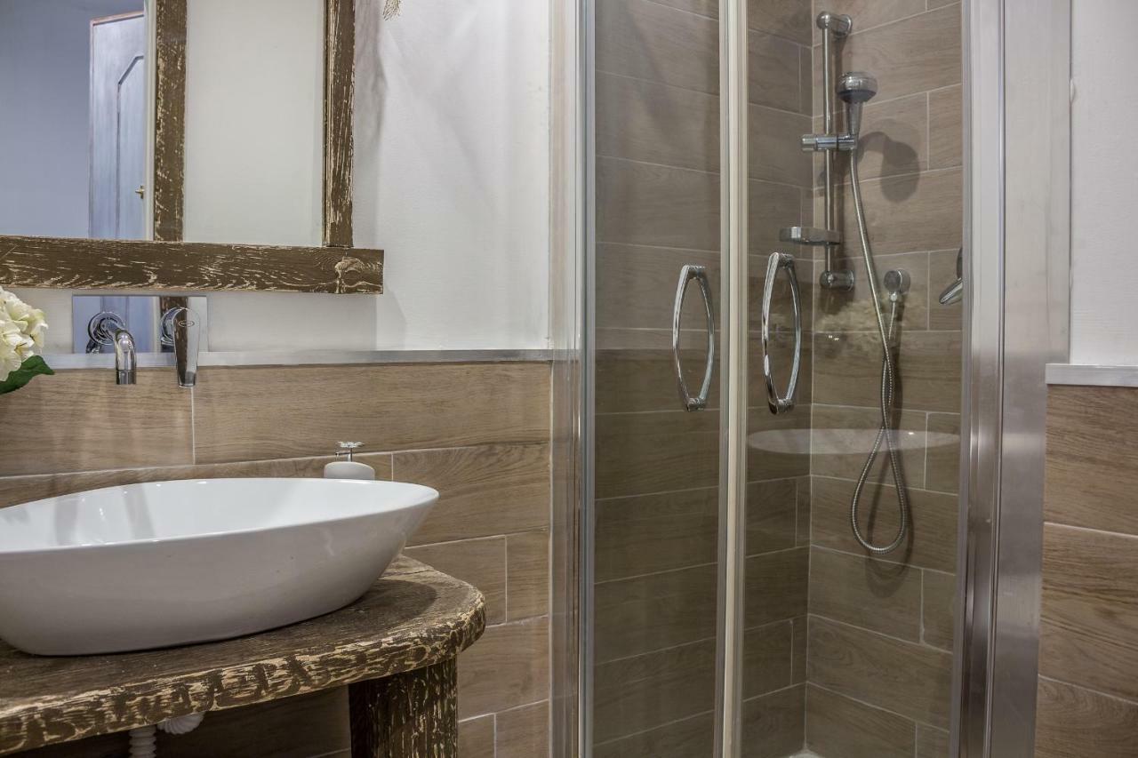 Maricciolu Suites And Apartments Ольбия Экстерьер фото